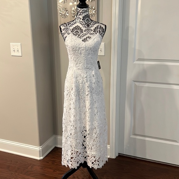 Express Floral Lace MIDI Dress - Picture 2 of 12